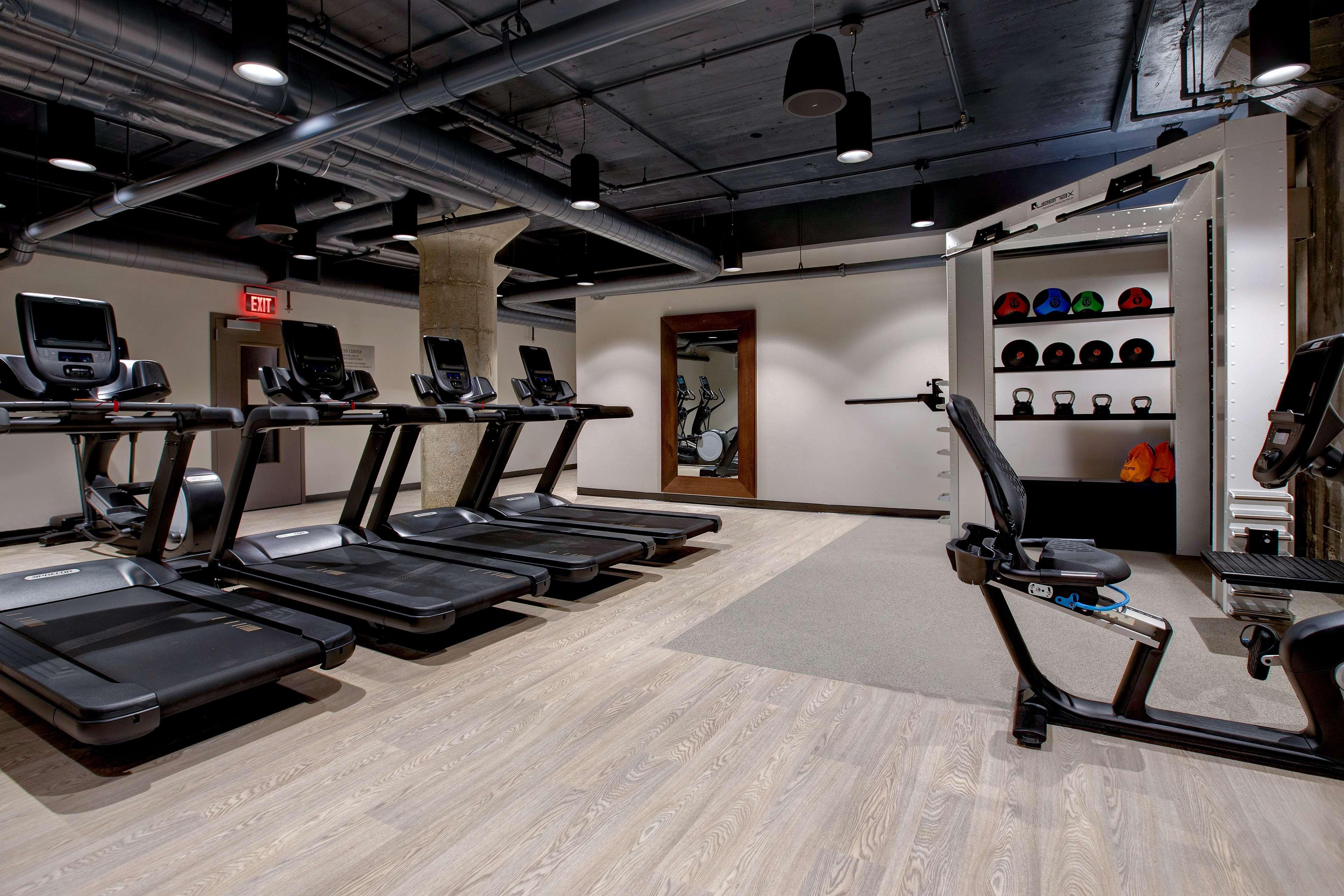 Embassy Suites By Hilton Rockford Riverfront מראה חיצוני תמונה