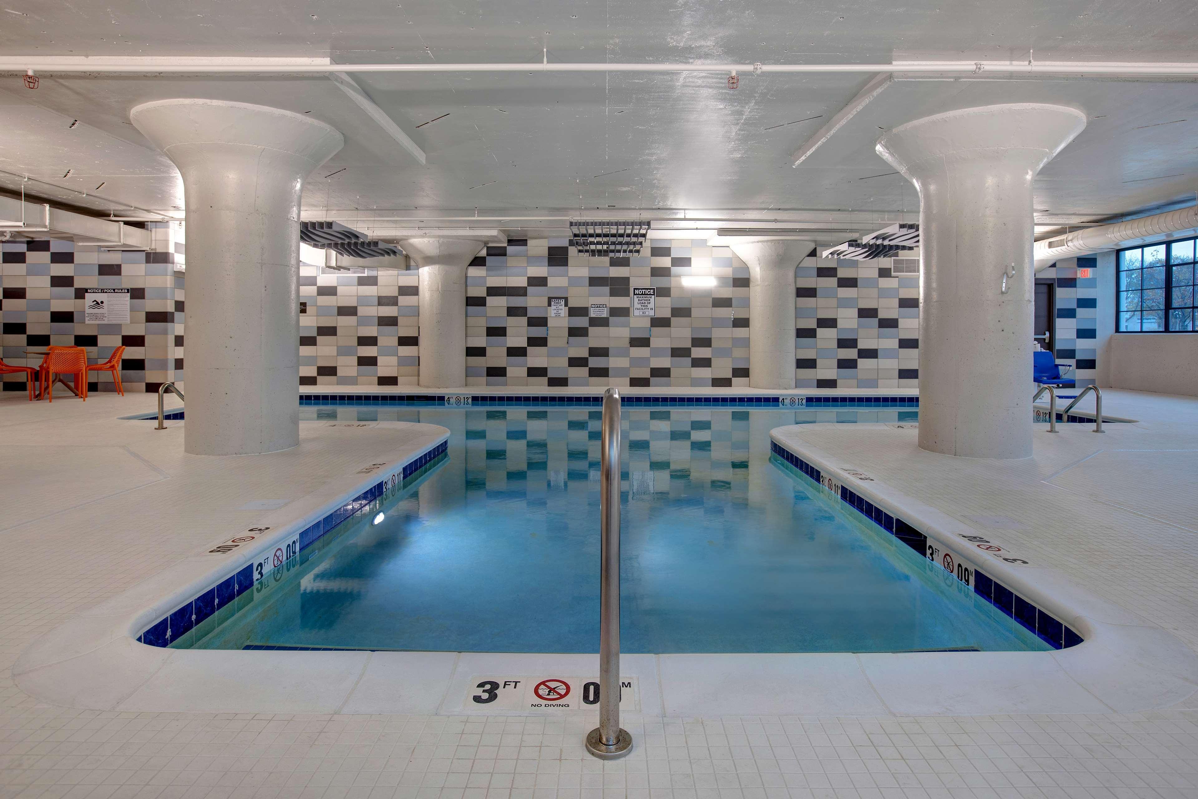 Embassy Suites By Hilton Rockford Riverfront מראה חיצוני תמונה