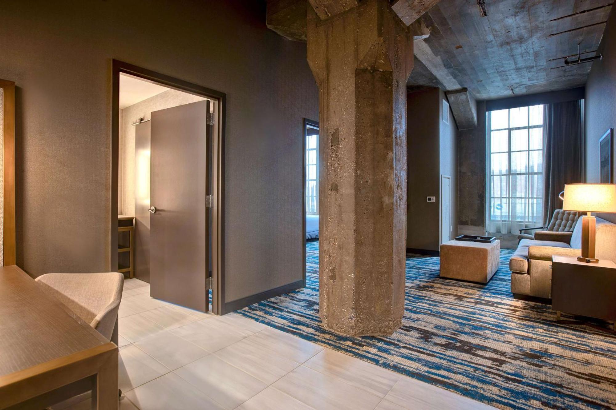 Embassy Suites By Hilton Rockford Riverfront מראה חיצוני תמונה